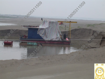 [湖北]磚廠(chǎng)用戶(hù)潛水抽砂泵及平臺